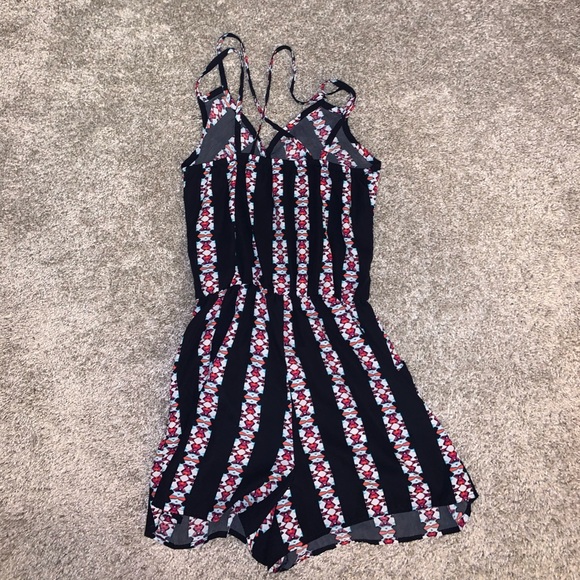 Xhilaration Black & Red Romper size XS - Picture 8 of 10